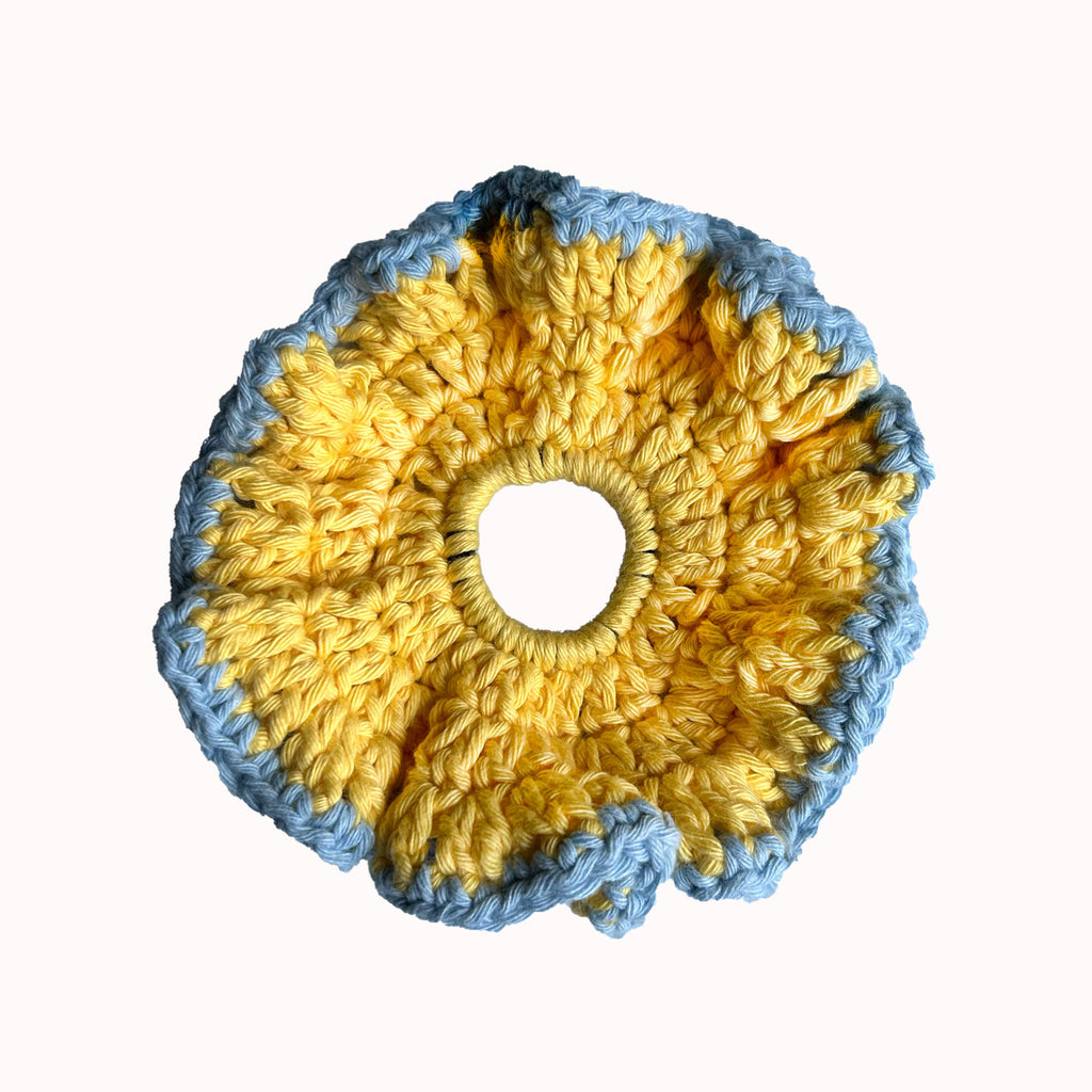 Frilly Crochet Scrunchie